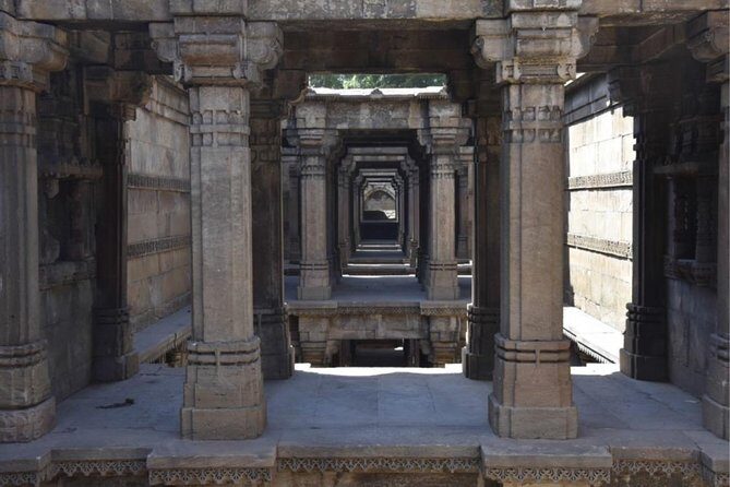 Evening Half Day Step Well Tour With traditional baazar & Jumma Masjid extension - An Engaging Introduction to Ahmedabad’s Heritage