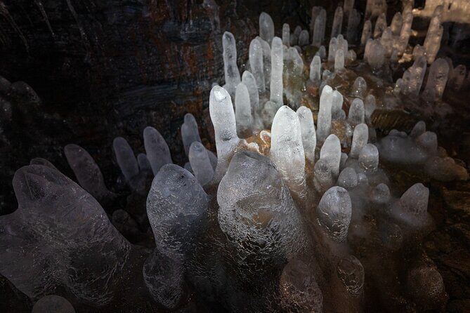 Evening Lava Tunnel Tour and Northern Lights - Key Points