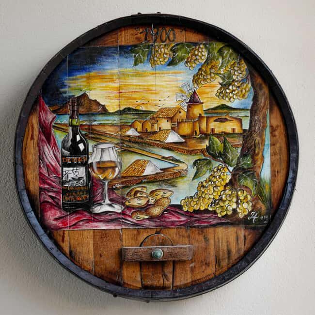 Evening tour of a historic winery and wine tasting with Sicilian cuisine - FAQ