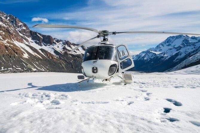 Everest base camp helicopter tour with Guarenteed Landing - Everest Base Camp Helicopter Tour with Guaranteed Landing: An Honest Look