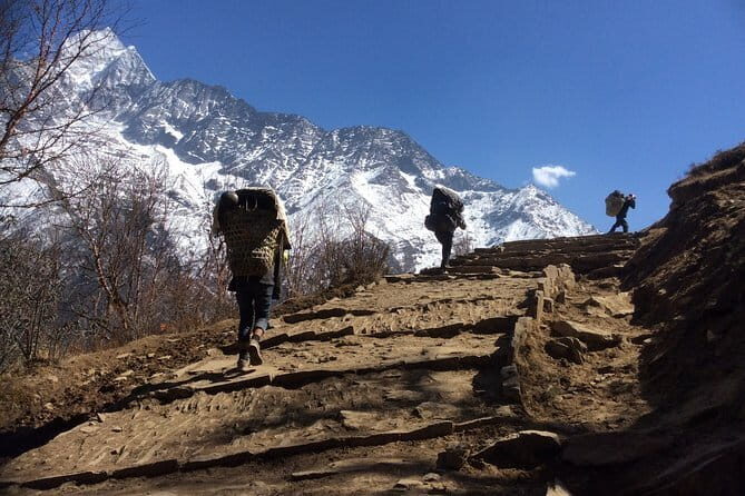 Everest Base Camp Via Gokyo Chola Pass - Key Points