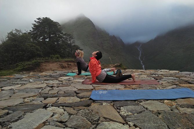 Everest Base Camp Yoga Trek - 15 Days - Transportation and Group Size