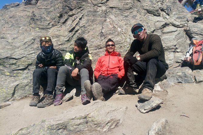 Everest Base Camp+Gokyo Ri - A Deep Dive into the Everest Base Camp + Gokyo Ri Trek