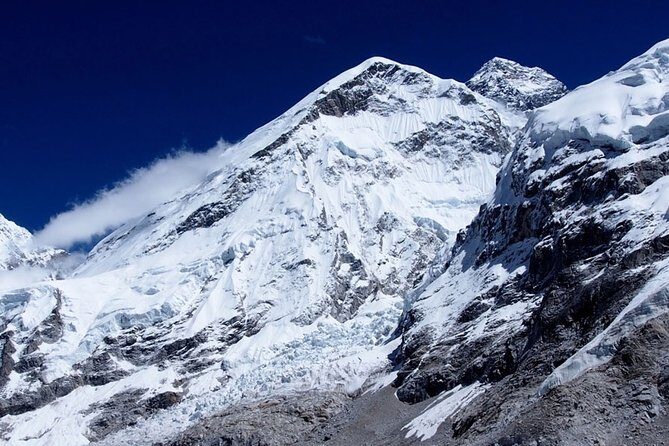 Everest Helicopter Tour- Day Tour - An In-Depth Look at the Everest Helicopter Tour