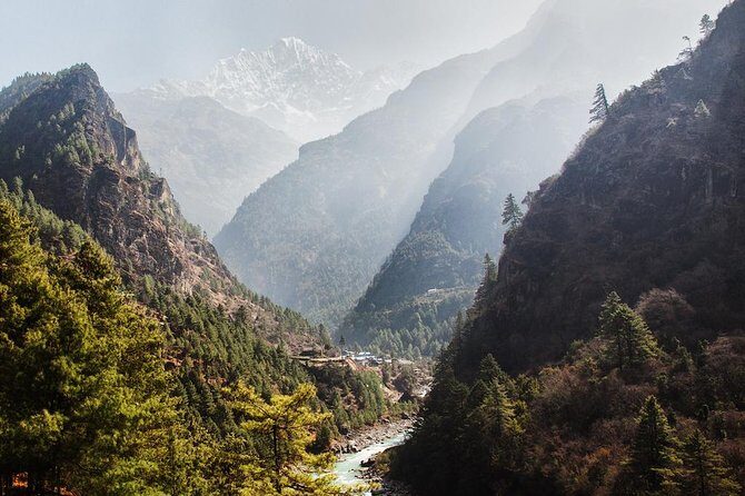 Everest Luxury Helicopter Trek - 5 days - Day 2: Flight to Lukla & Trek Begins