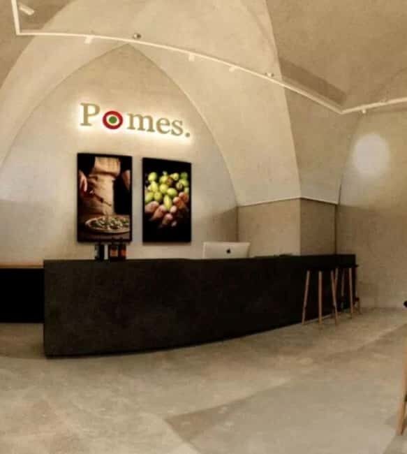 EVO Experience: discovering Pomes oil - Introduction: First Impressions of the EVO Experience