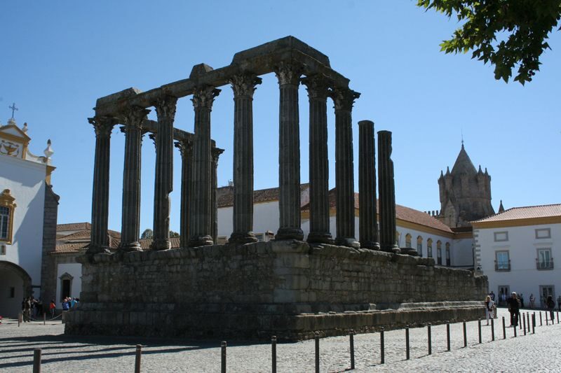Évora and Megaliths Full-Day Tour from Lisbon - Who Will Love This Tour?