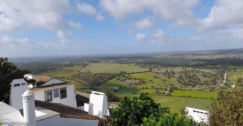 ÉVORA AND MONSARAZ FULL DAY PRIVATE TOUR BY CAR - FAQs