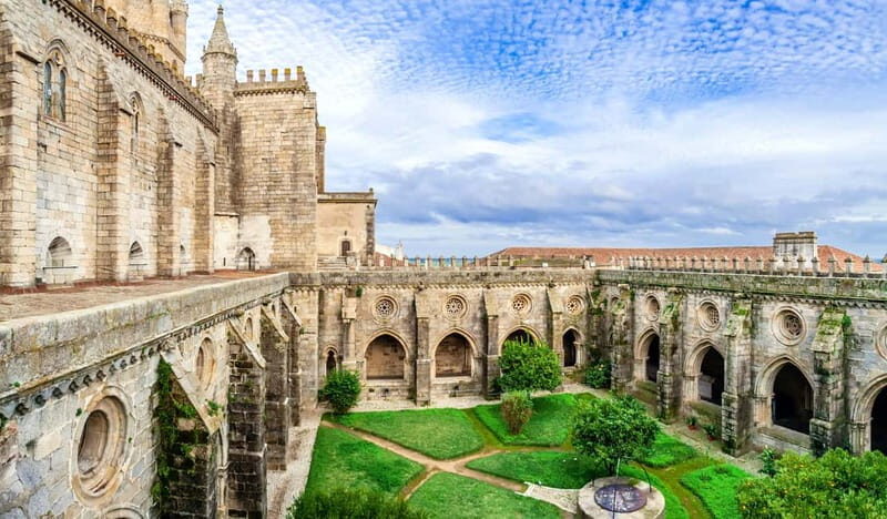 Évora Full Day Tour on a Luxury Mercedes - Why Choose the Évora Full Day Tour?