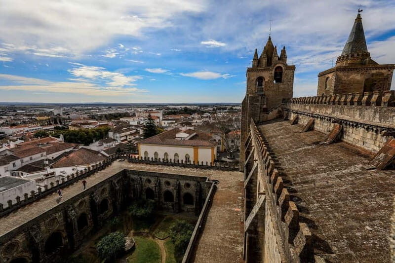 Évora Full Day Tour on a Luxury Mercedes - The Sum Up