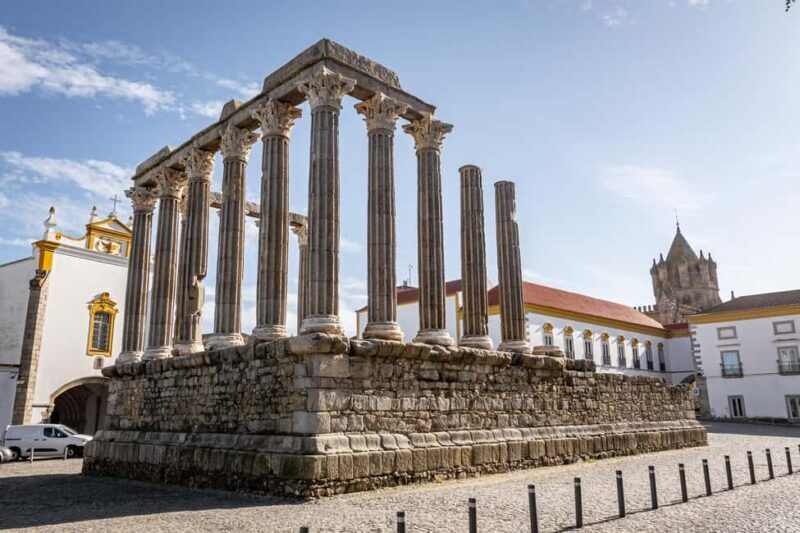 Évora: Private & Flexible Walking Tour in Historic Center - The Sum Up