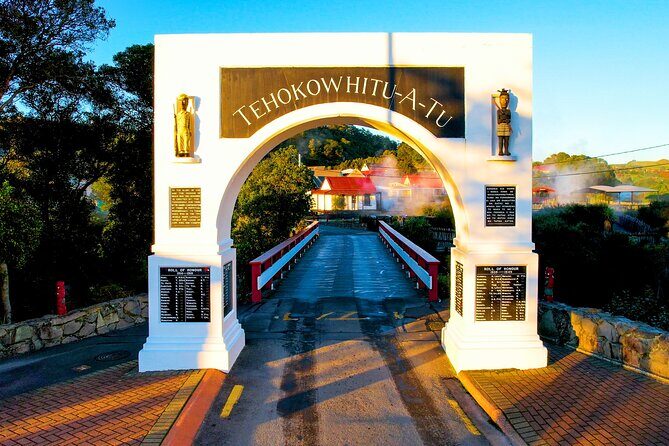 Ex Auckland: Rotorua Mori Village with Haka and Hot Springs - Ex Auckland: Rotorua Mori Village with Haka and Hot Springs — An Authentic Day Trip