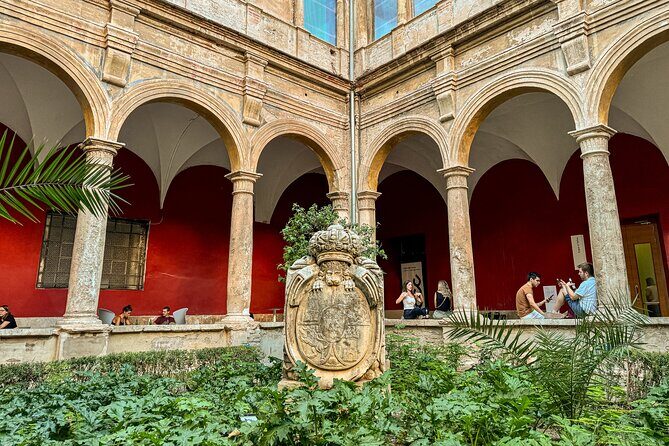 Excellent Private Photography Walking Tour & Workshop in Valencia - Exploring the Details: What to Expect on the Tour