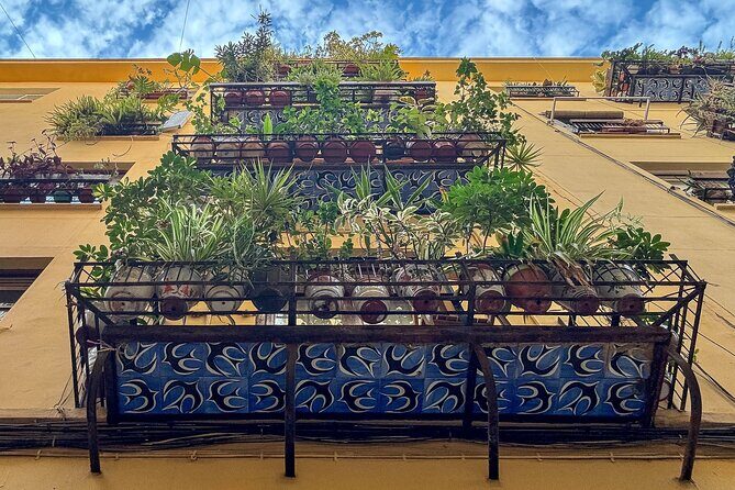 Excellent Private Photography Walking Tour & Workshop in Valencia - Frequently Asked Questions