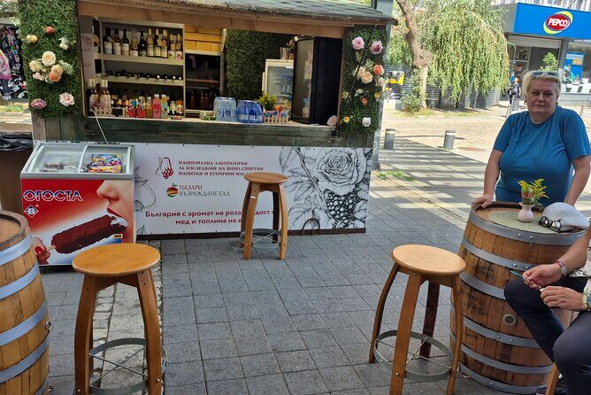 Exclusive Afternoon Wine & Appetizers with Local - The Sum Up