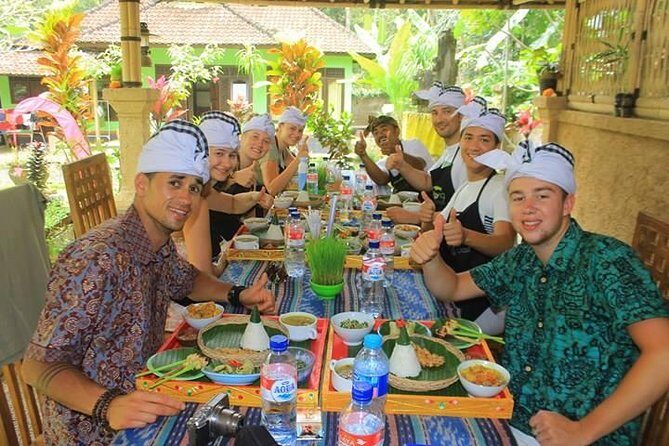 Exclusive Authentic Balinese Cooking Class at Family home - The Value of This Tour