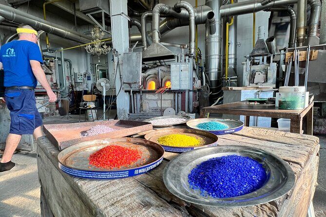 Exclusive Boat Tour Murano Burano Torcello with real local guide - FAQ