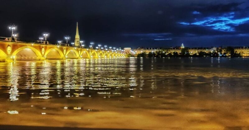 Exclusive! Bordeaux: Nighttime Highlights Walking Tour - Practical Tips