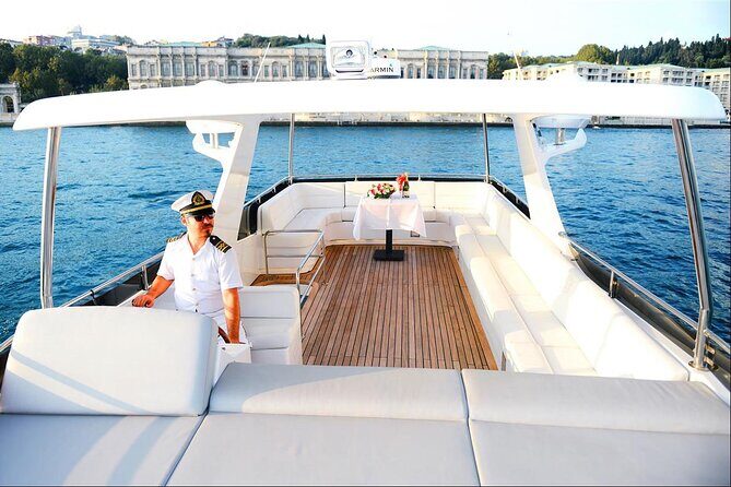 Exclusive Bosphorus Cruise - Luxury Yacht Experience in Istanbul - Who Should Book This Tour?
