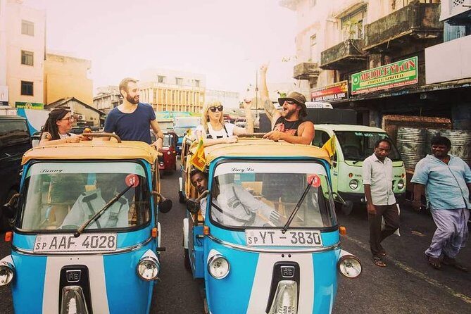 Exclusive : Colombo Sunset City Safari by TukTuk - Key Points