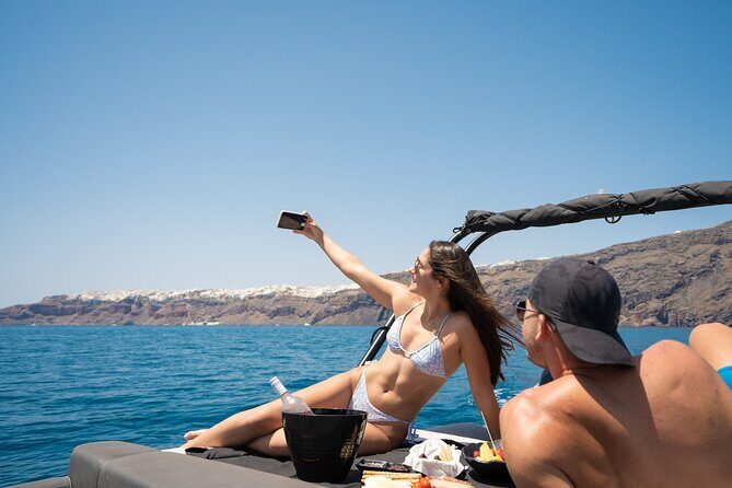 Exclusive cruise experience in Santorini - Hidden Gems: Aspronisi & Thirassia