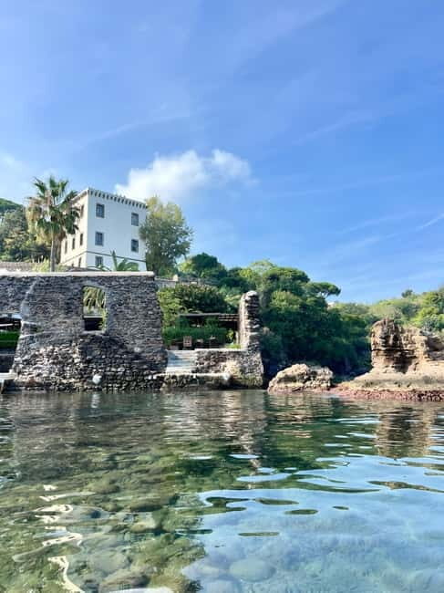 Exclusive Elite SUP/kayak tour - Aragonese Castle, the Bay, and much more - Authenticity and Personal Touches