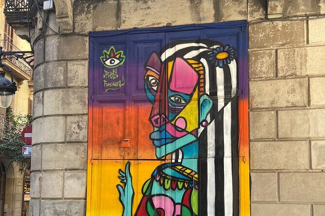 Exclusive gallery walk in Barcelonas art district - Discovering Barcelona’s Artistic Vibe