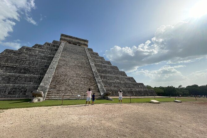 Exclusive Guided Tour: Chichen Itza - Cenote Ik Kil -Valladolid - Why Choose the Exclusive Guided Tour in Yucatán?