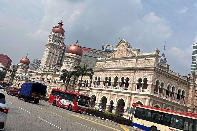 Exclusive Half Day Batu Caves and Private City Tour Kuala Lumpur - FAQs