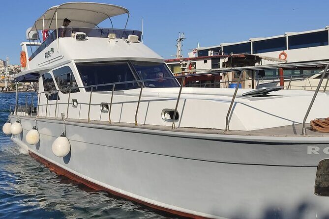 Exclusive Luxury Yacht Bosphorus Sightseeing Cruise in Istanbul - FAQ