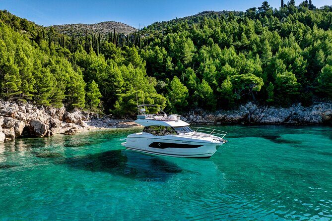 Exclusive Luxury Yacht Tour of the Elaphiti Islands - Who Should Book?