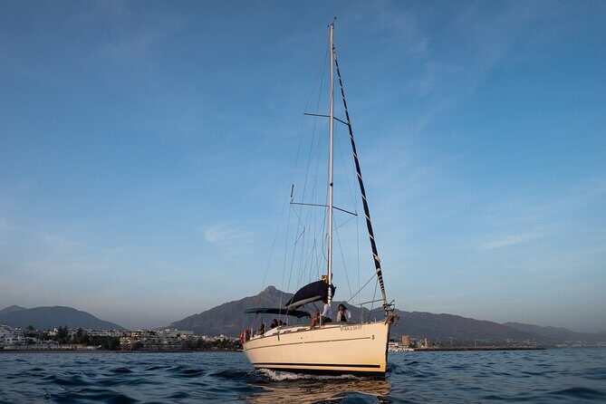 Exclusive private experience in luxury catamaran - The Crew and Personal Touch