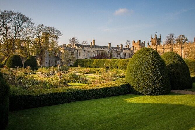 Exclusive Private Tour Sudeley Castle & The Best of the Cotswolds - Exploring the Best of the Cotswolds and Sudeley Castle: A Private Day Trip from London