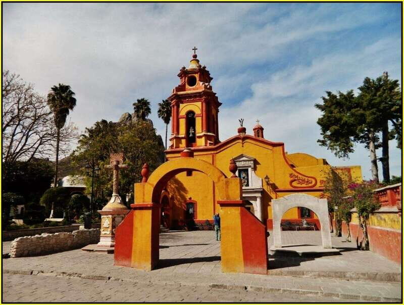 Exclusive tour to Peña de Bernal and Freixenet vineyards from CDMX - FAQ