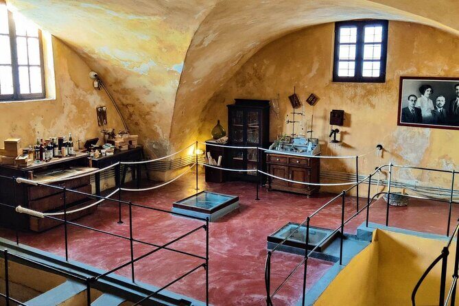 Exclusive Wine Tour in Santorini - Who Would Benefit Most From This Tour?