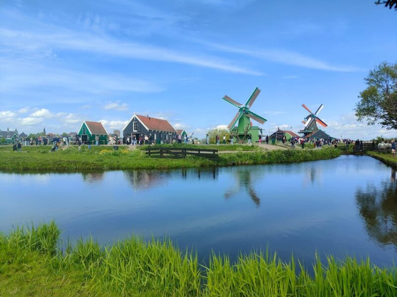 Excursion from Amsterdam to the windmills of Zaanse Schans - Analyzing the Value