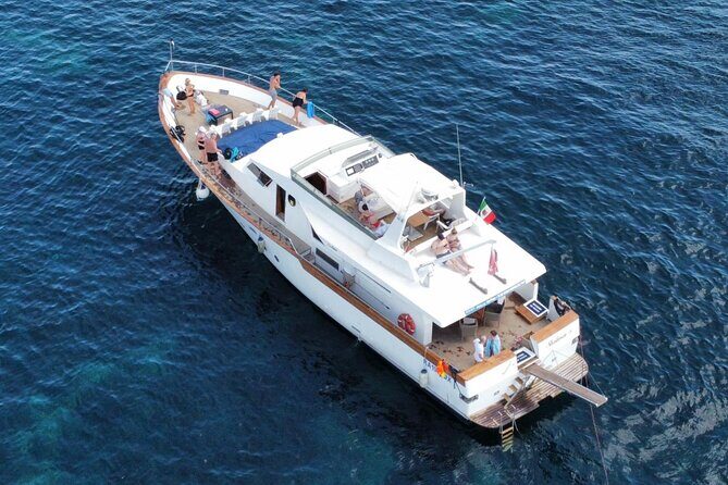 Excursion on Luxury Yacht Shalimar IV - A Closer Look at the Itinerary and Experience