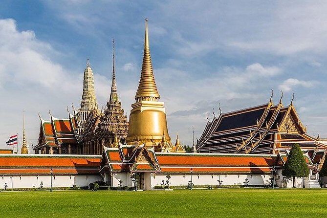 Excursion Royal Palace and temples of Bangkok - An In-Depth Look at the Tour Itinerary