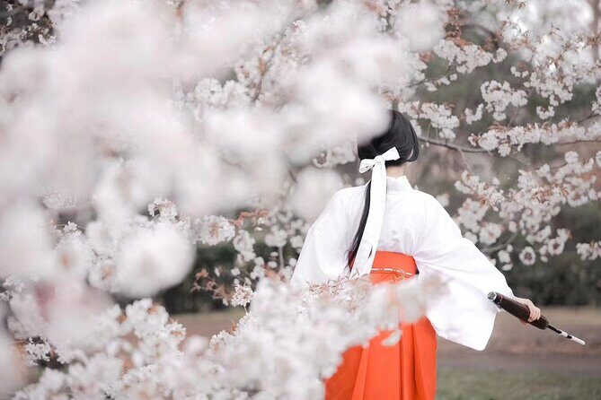 Experience a different cross-dressing experience in Kyoto, Osaka, Miko Kimono - Exploring the Miko Kimono Experience: What to Expect