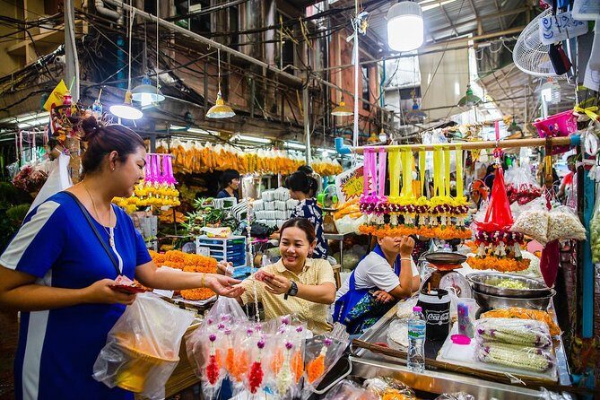 Experience Bangkok at Night with Streetfood Dinner & Foot Massage - Experiencing Bangkok at Night with Street Food Dinner & Foot Massage