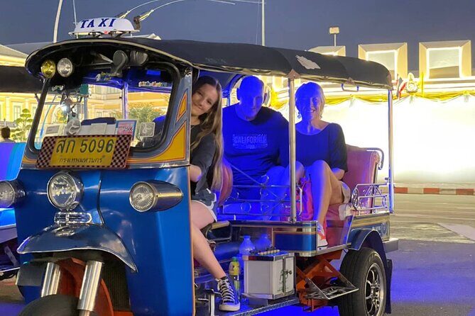 Experience Bangkok with typical Thai tuk-tuk - FAQ