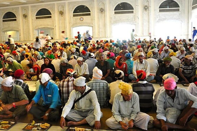 Experience Delhi on a walking tour with a local friend - A detailed look at what to expect from this Delhi walking tour