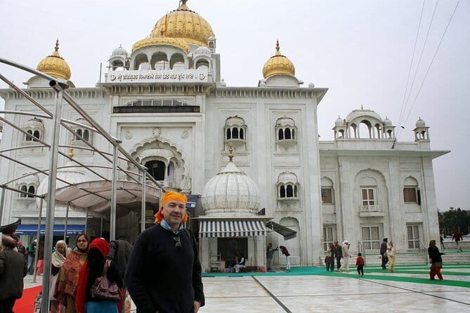 Experience Delhi on a walking tour with a local friend - Authentic insights from reviews