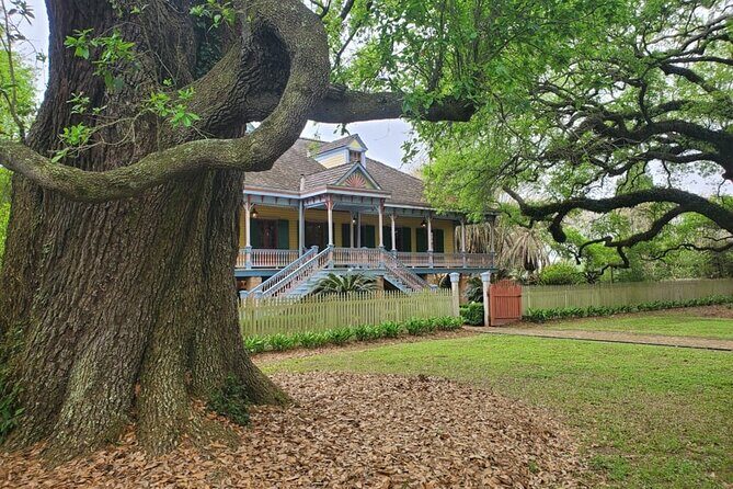 Experience Full-Day Laura Plantation & Pontoon Swamp Tour w/Transportation - FAQ
