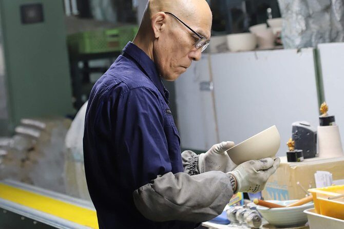 Experience Hasami Ware with professionals ~ '400 years history' and 'Modern daily use pottery' ~ - In-Depth Overview of the Tour Experience