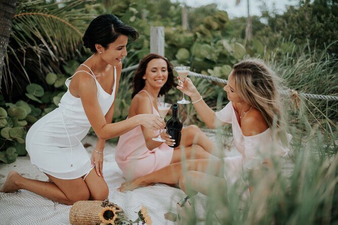 Experience Private Family photoshoot on Newport Beach - Authentic Experiences and Scenic Beauty