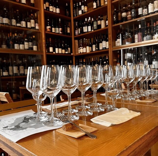 Experience Rome: Exclusive Wine Tasting in the city center! - Who Should Consider This Tour?
