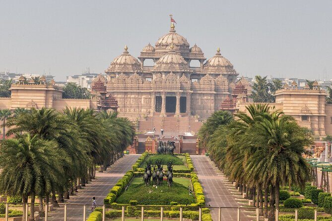 Experience Spiritual Culture in Delhi with a local - A Unique 2 Hrs Walking Tour - Who Will Appreciate This Tour?