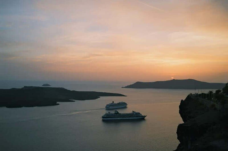 Experience the Best of Santorini Island - Key Points