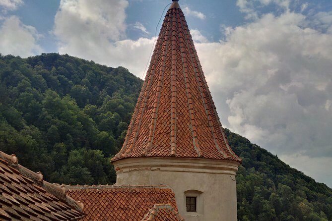 Experience the History of Bran Castle and Saxon Fortifications in Burzenland - An In-Depth Look at the Tour Experience